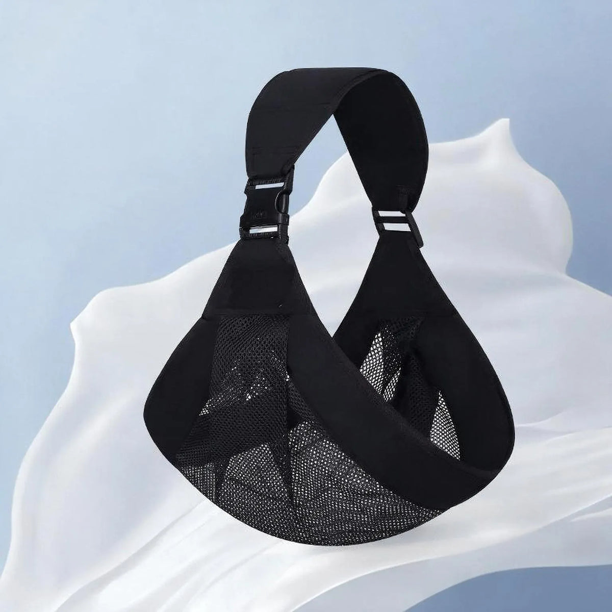 Adjustable single-shoulder portable strap | Lightweight and breathable mesh hip strap