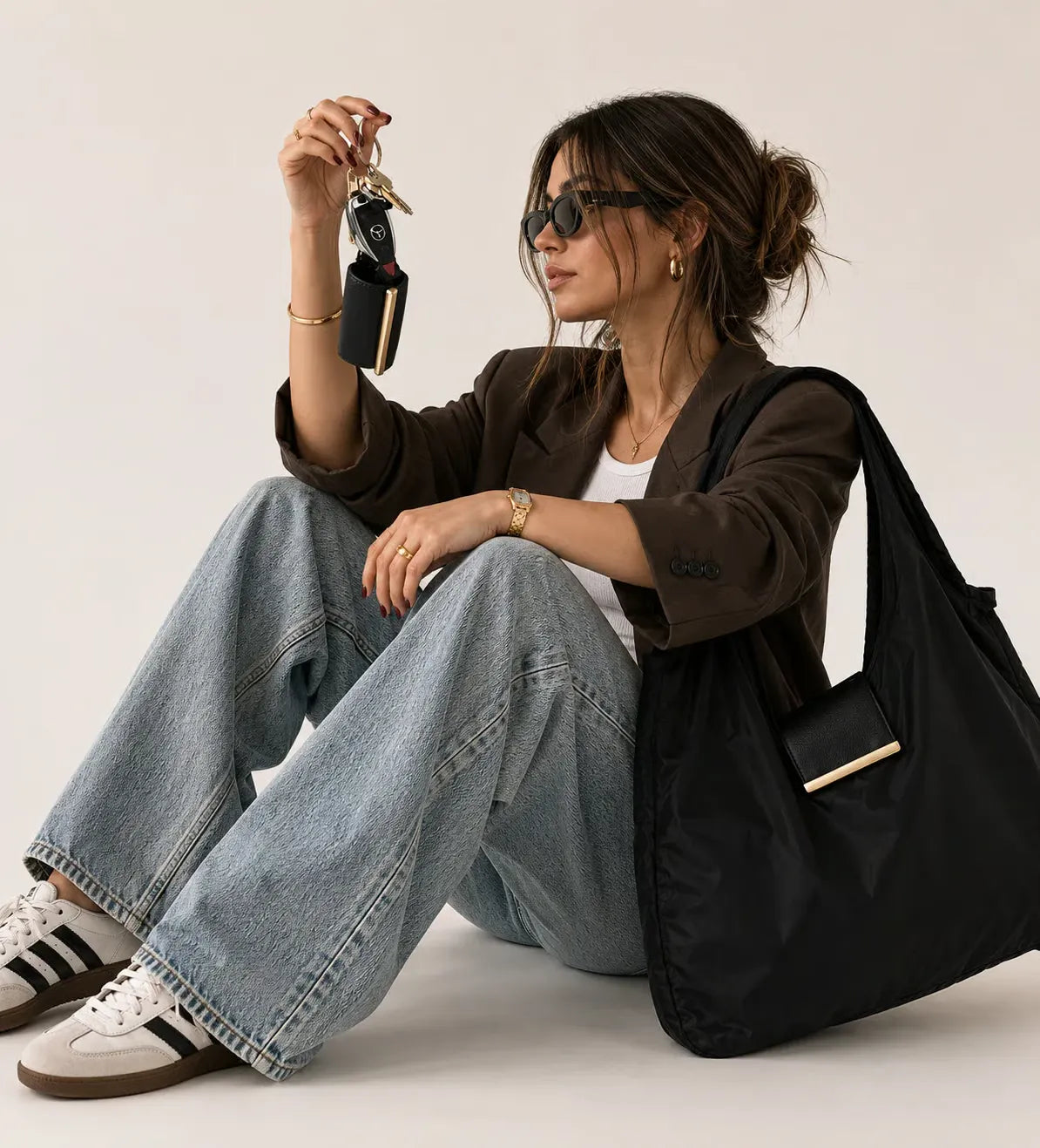 NumerostyTM Varelli Charm Transformable Bag – Stylish Vegan Leather Tote & Keychain Charm